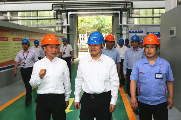 郝鹏参观调查平博pinnacle集团所属企业汽轮机公司